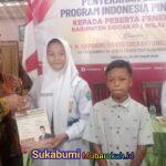 Legislator Gerindra Kembali Serahkan Bantuan PIP untuk Pelajar di Sidoarjo Barat