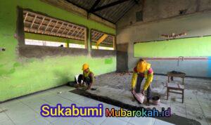 Hidupkan Ekonomi Keluarga, Revitalisasi SMPN 3 Jiken oleh Pemerintah Buka Lapangan Kerja Bagi Warga Sekitar