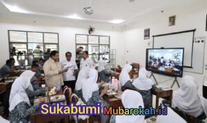 Prabowo Dorong Digitalisasi Pendidikan, Targetkan Penambahan Papan Interaktif di Setiap Kelas